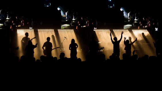 sự kiện trong nhà