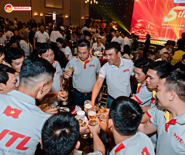 KỶ NIỆM 05 NĂM THÀNH LẬP CÔNG TY VẬN TẢI HẬU CẦN HTL (2017 - 2022) 20 ky niem 05 nam thanh lap cong ty van tai hau can htl 2017 2022 659ea5c3f2842