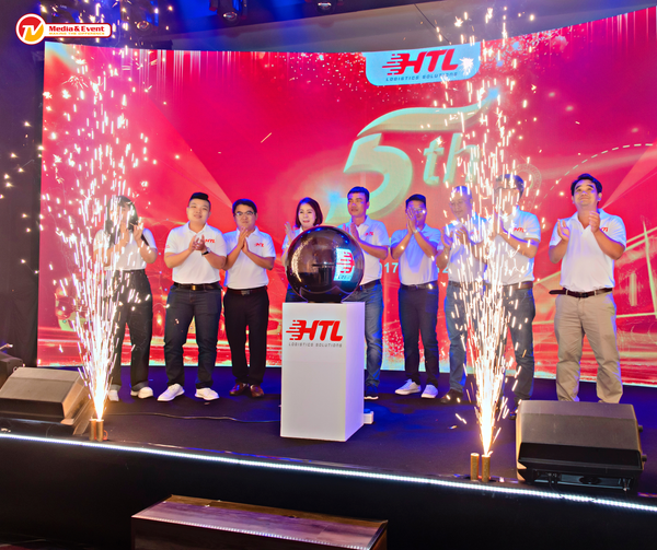 KỶ NIỆM 05 NĂM THÀNH LẬP CÔNG TY VẬN TẢI HẬU CẦN HTL (2017 - 2022) 21 ky niem 05 nam thanh lap cong ty van tai hau can htl 2017 2022 659ea5c760dd6