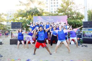 roman fitness yoga teambuilding sam son 659e9ba2445e7