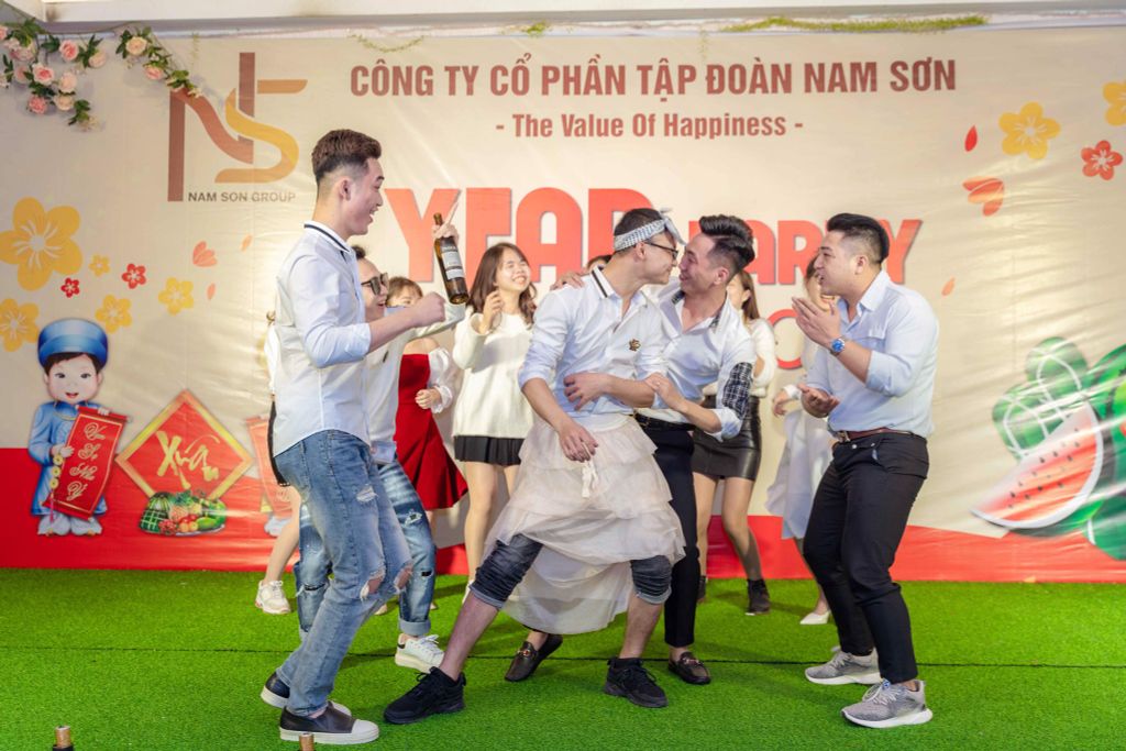 TIỆC TỔNG KẾT CUỐI NĂM, TIỆC TẤT NIÊN 5 tiec tong ket cuoi nam tiec tat nien 659f4595a613a