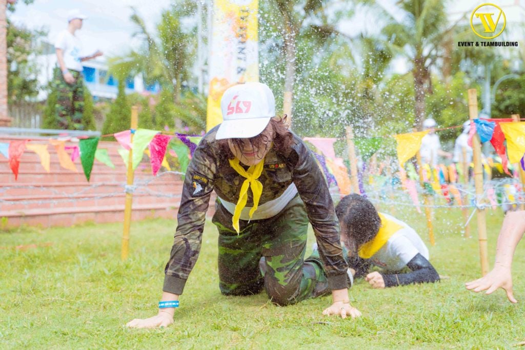 trai huan luyen lanh dao s69 teambuilding quan doi 2020 659e9bc1063a1