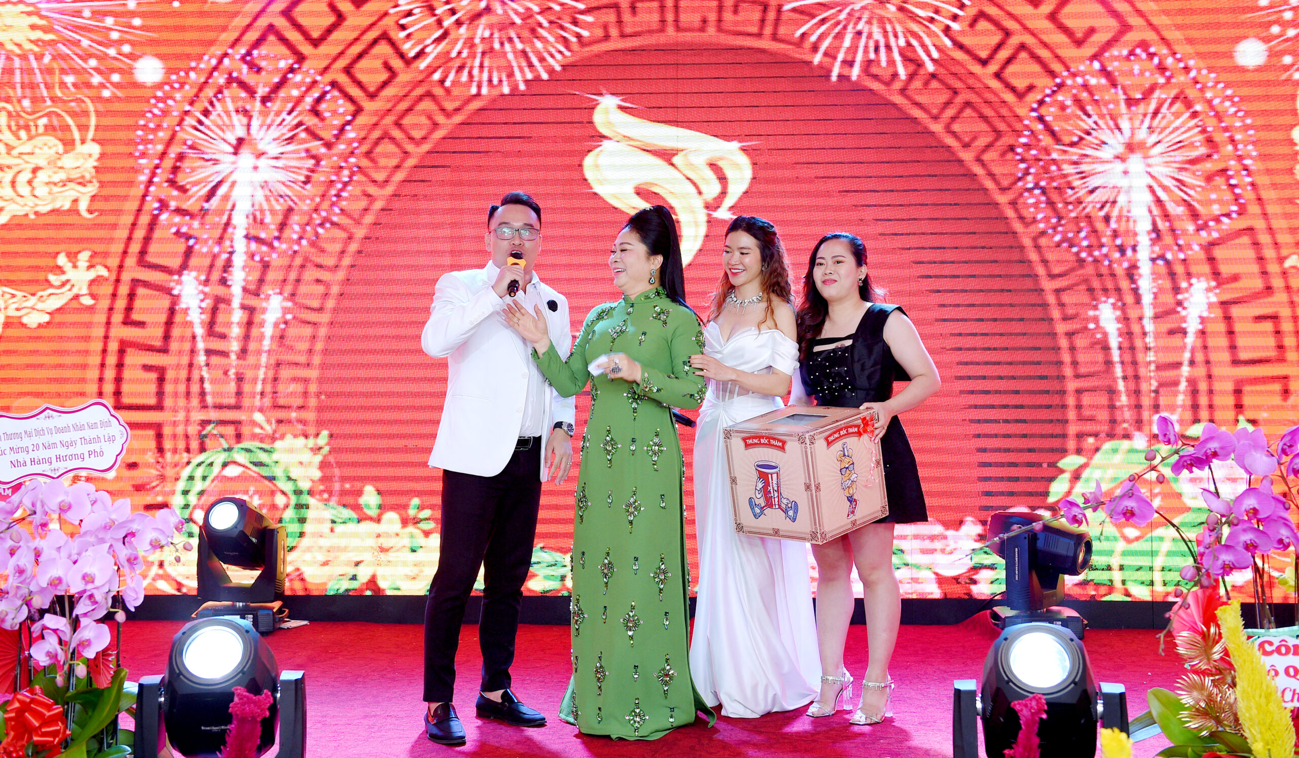 tổ chức hội thảo doanh nghiệp