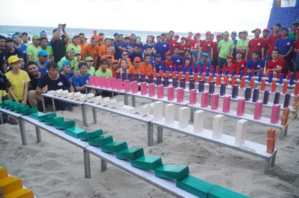 Du lịch kết hợp teambuilding gala bãi biển Quảng Ninh