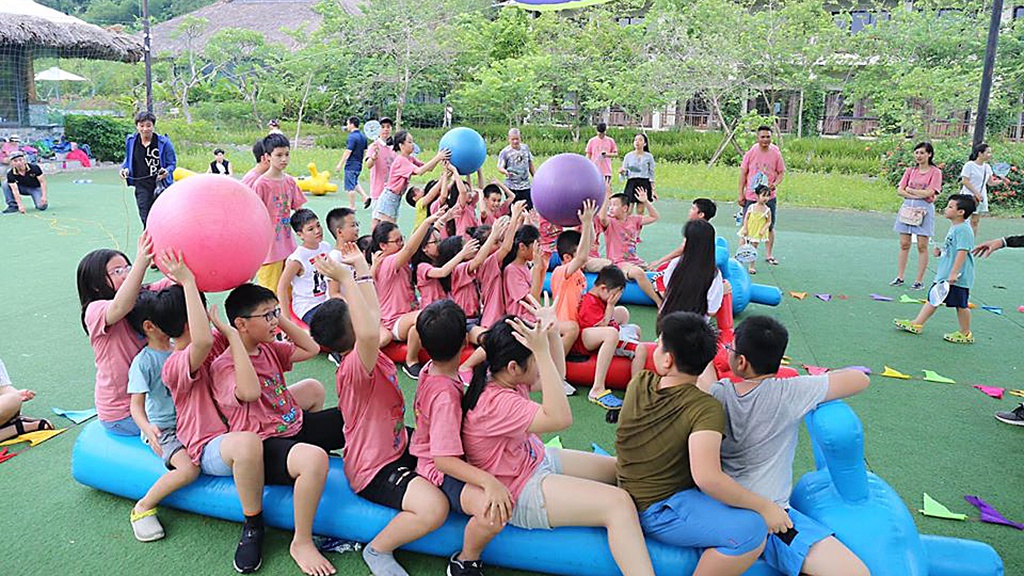 Những trò chơi team building bãi biển siêu hay hấp dẫn nhất mùa hè 2024 12 team building cho hoc sinh 1