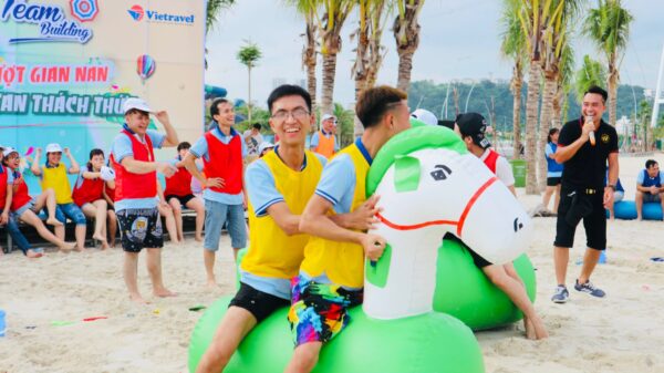 Tổ chức Teambuilding bãi biển Thái Bình kết hợp gala dinner ấn tượng 7 Tổ chức Teambuilding bãi biển Thái Bình