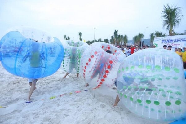 Cho thuê dụng cụ tổ chức teambuilding ở Biển Phú Quốc