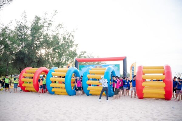 cho thuê dụng cụ tổ chức teambuilding ở Biển Phan Thiết