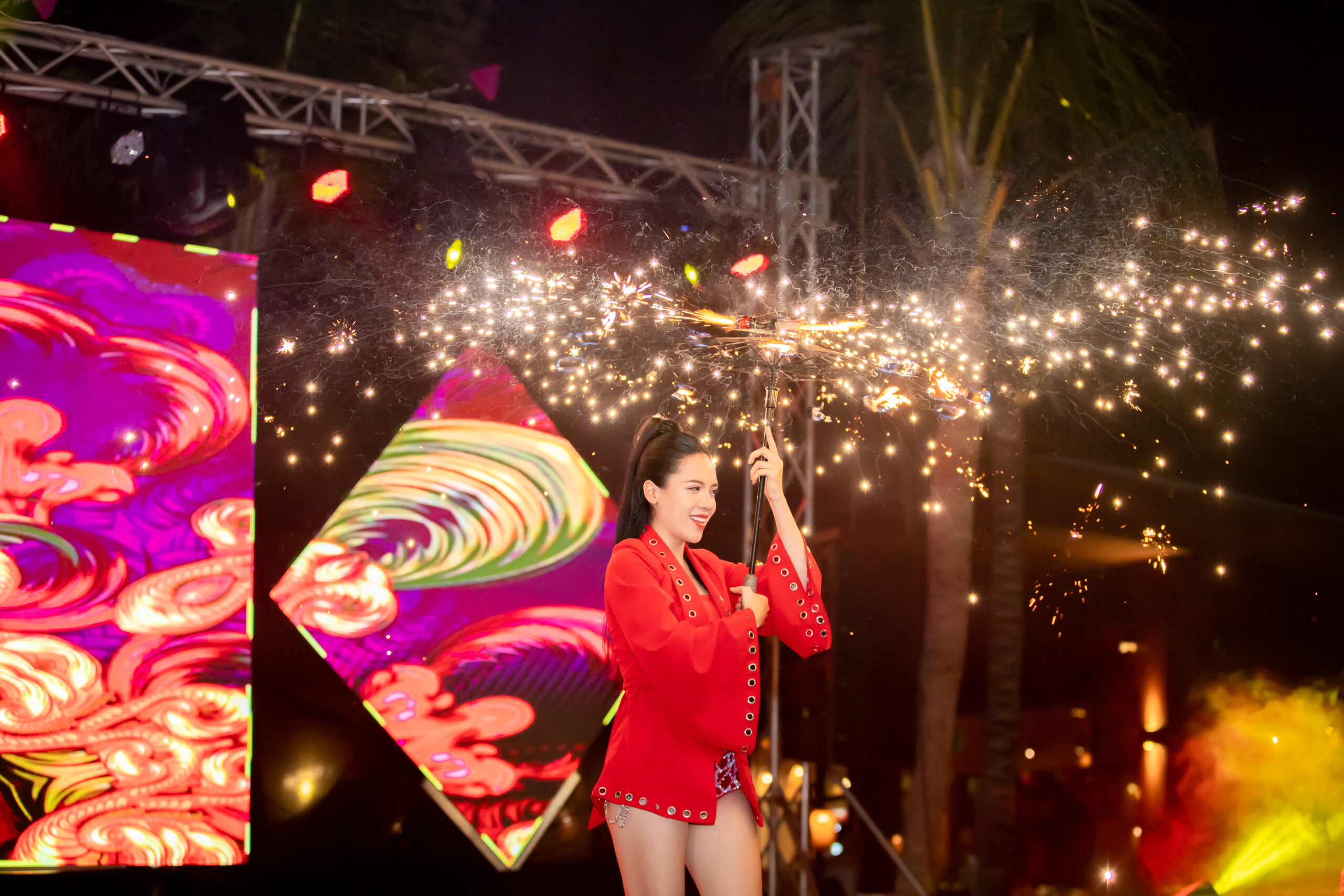 Dịch vụ cho thuê chú hề ảo thuật gia sự kiện 11 cho thue ao thuat gia 4 scaled