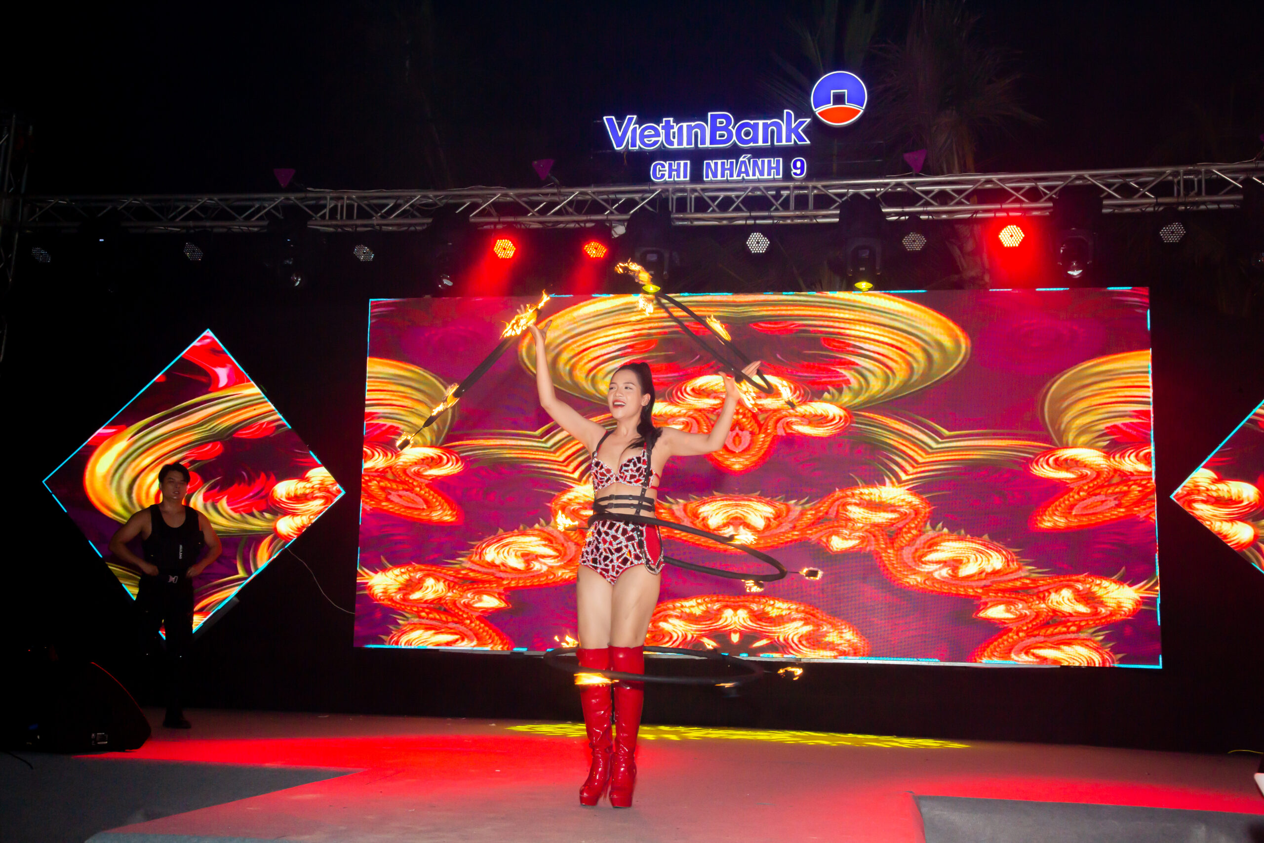 cho thue ao thuat gia 6 scaled