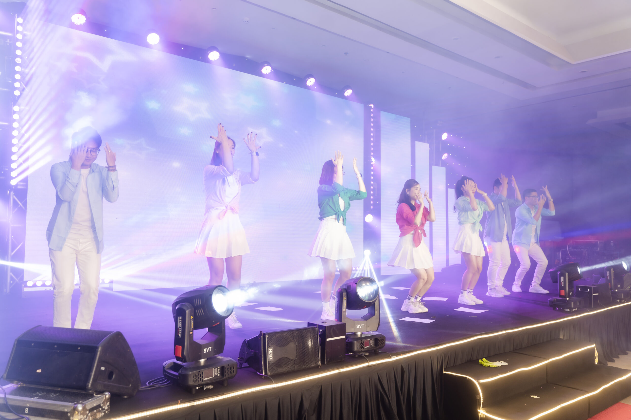 Quy trình tổ chức tiệc tất niên: Hướng dẫn chi tiết cho sự kiện thành công 6 tiec tat nien cuoi nam 4 scaled