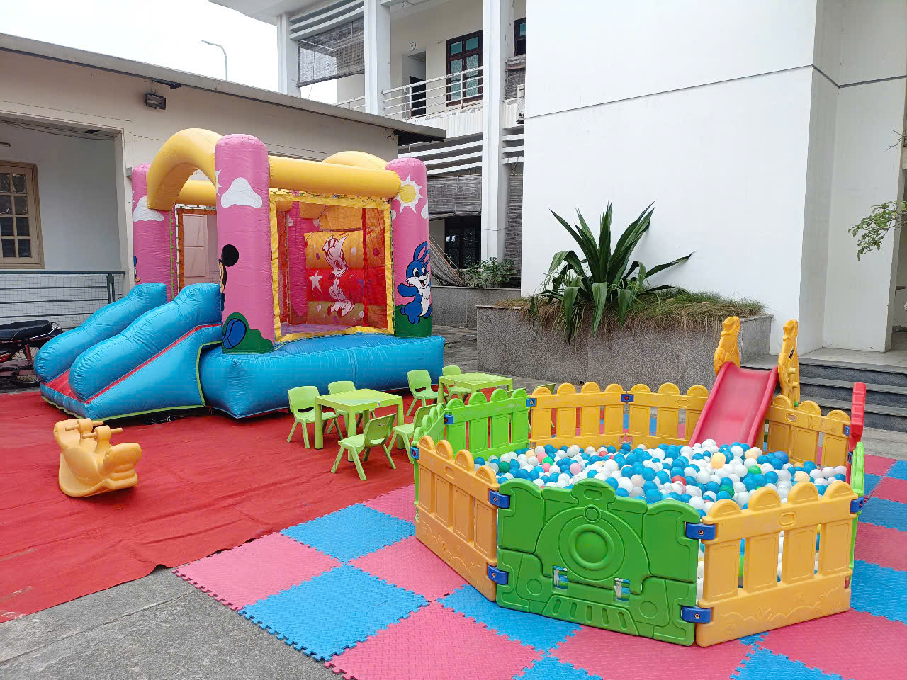 cau truot va nha bong