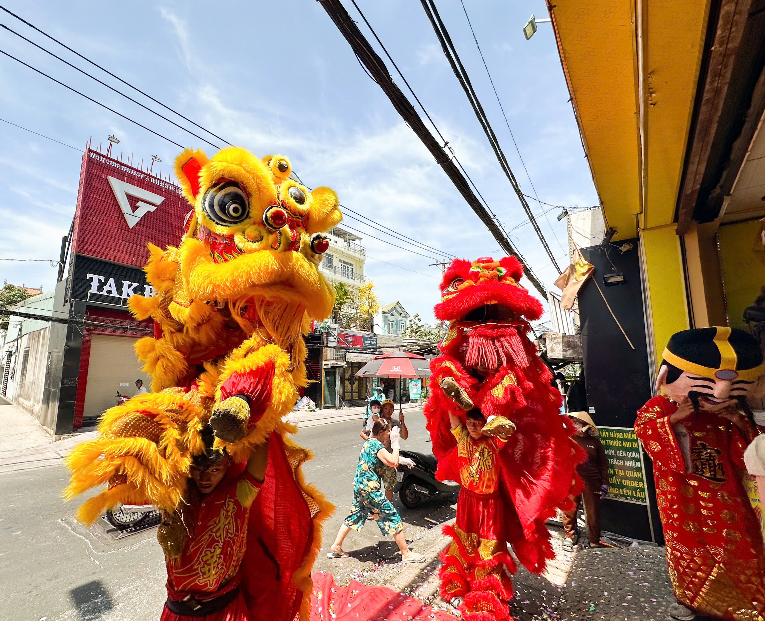 Báo giá dịch vụ múa lân sư rồng khai trương tại TV Media & Event 15 mua lan su rong khai truong 19