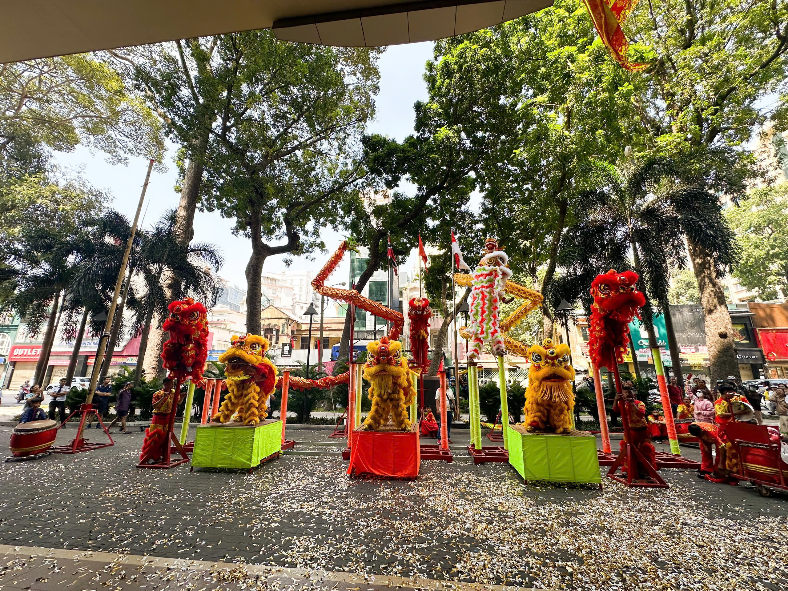 Báo giá dịch vụ múa lân sư rồng khai trương tại TV Media & Event 3 mua lan su rong khai truong 2