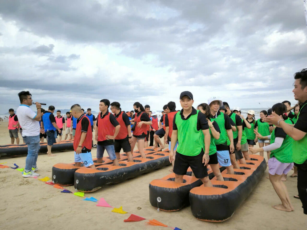 Cho Thuê Dụng Cụ Tổ Chức Teambuilding Ở Biển Nha Trang