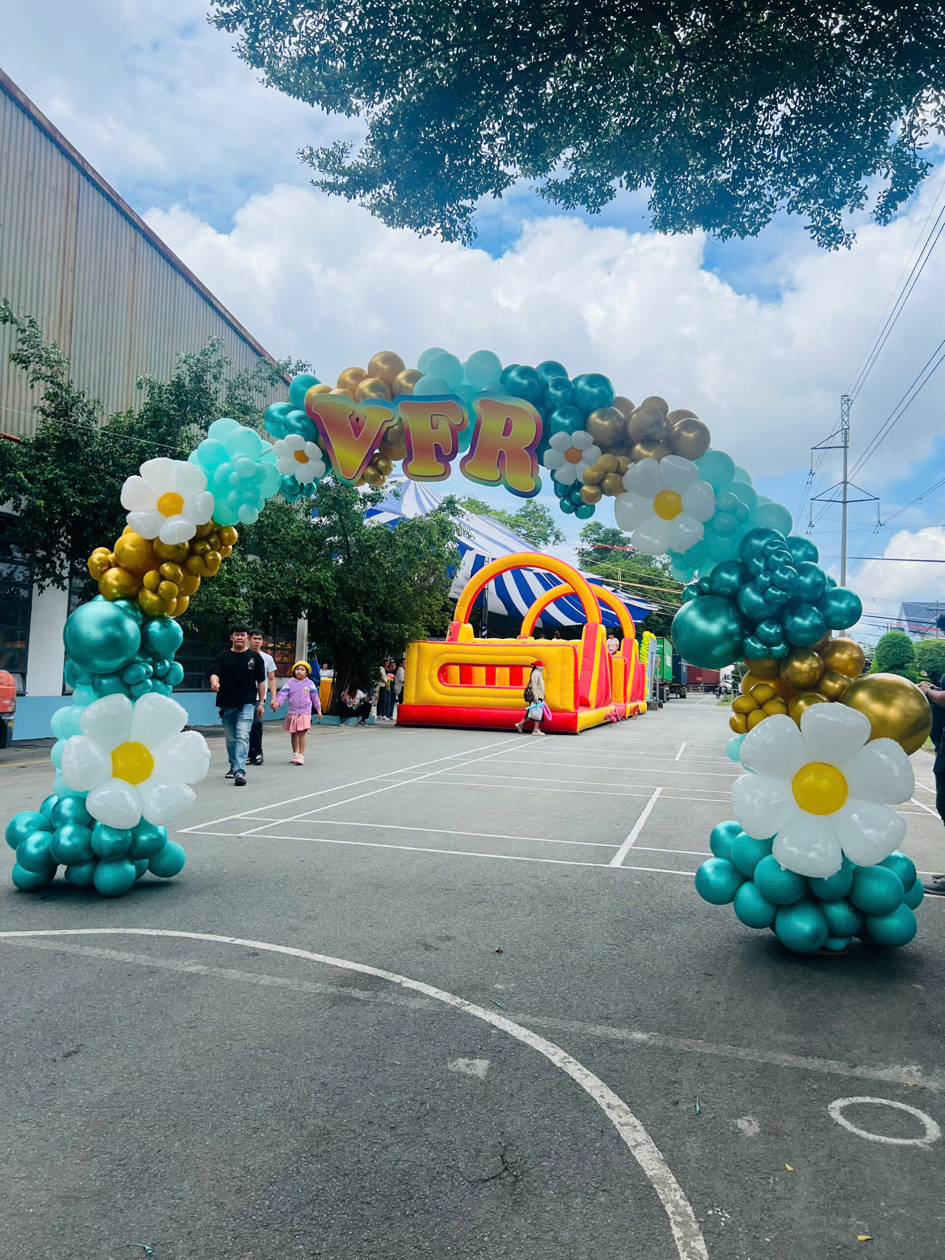 cho thuê dụng cụ vui chơi trẻ em cho thuê dụng cụ vui chơi trẻ em