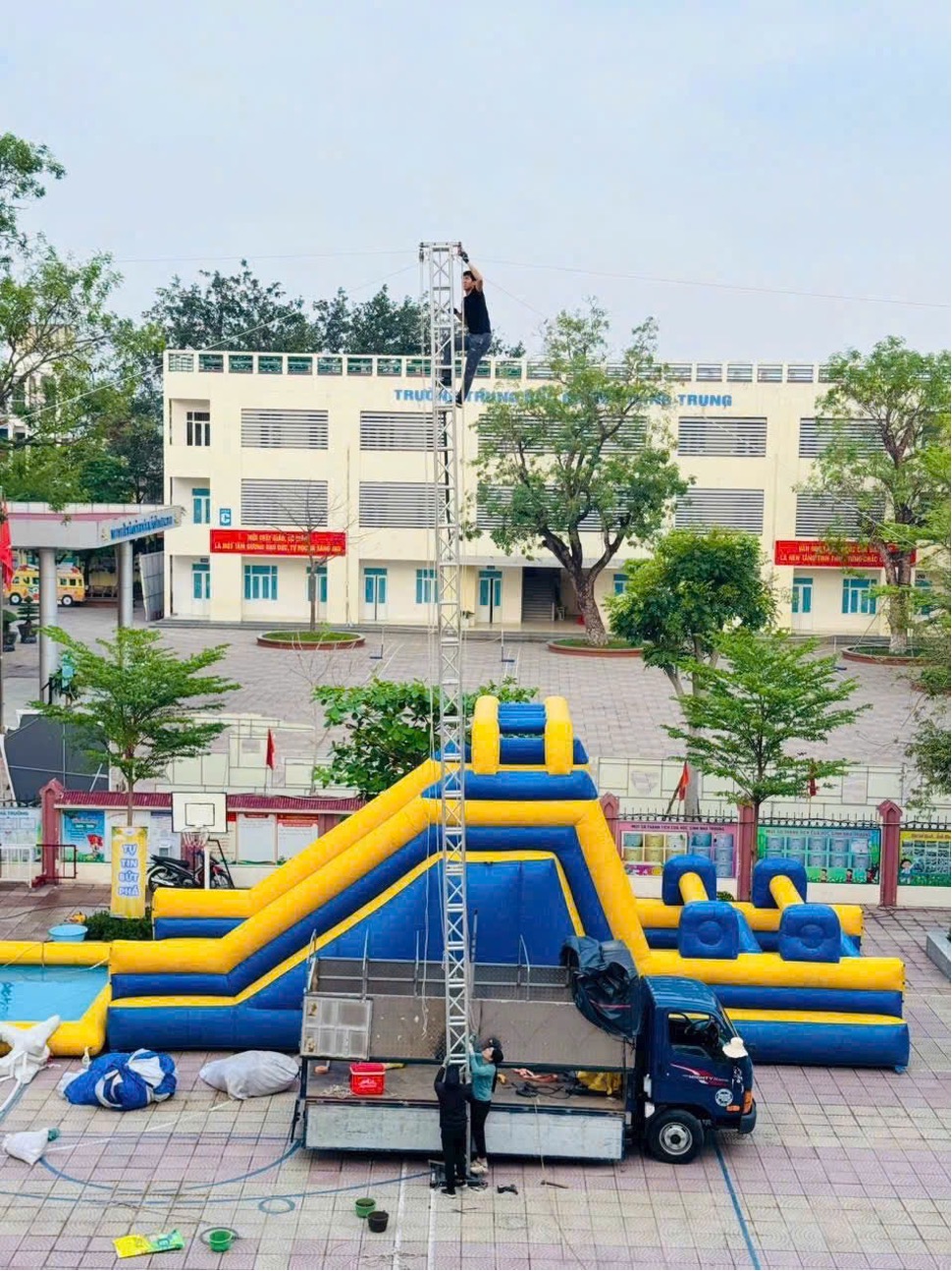 Khu vui chơi trẻ em sự kiện